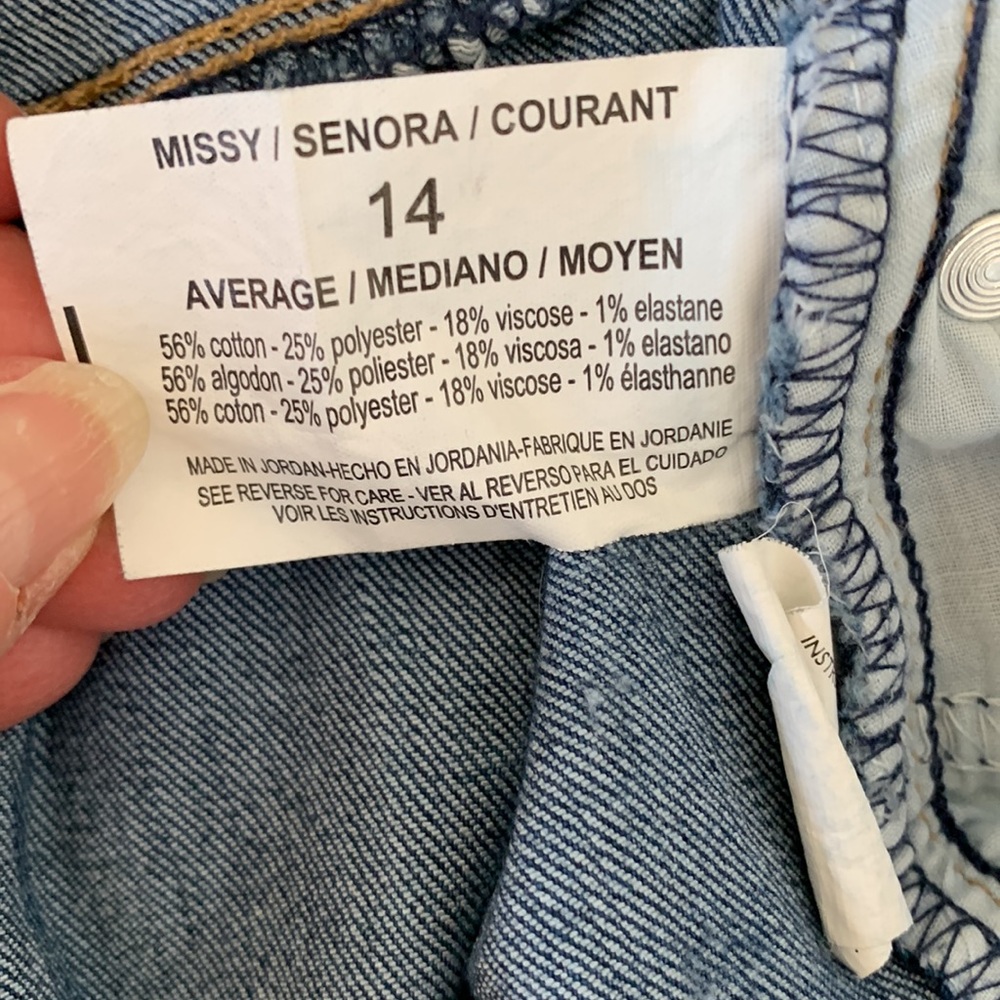 GV Curvy Skinny All Around Slimming Mid Rise Jeans - Picture 6 of 6